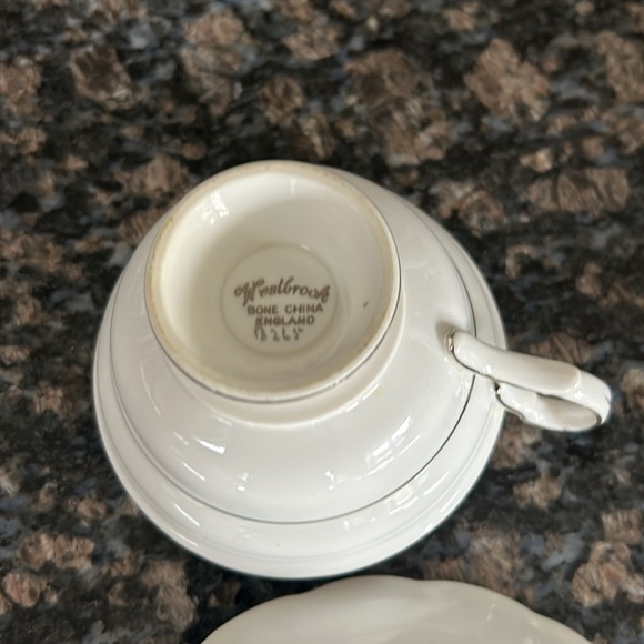 WESTBROOK BONE CHINA ENGLAND TEA CUP - Picture 6 of 6